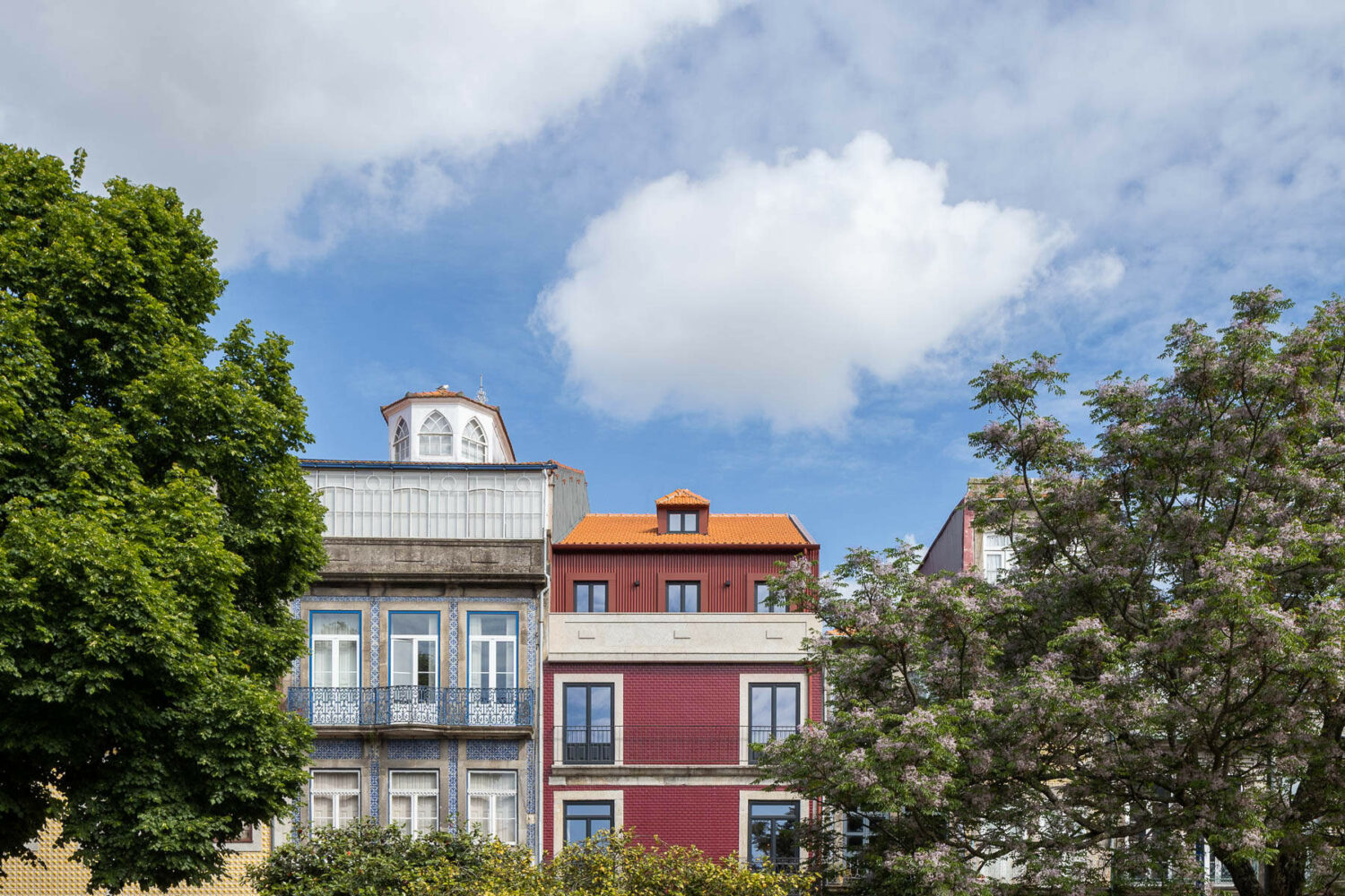 São Lázaro Apartments by Floret Arquitectura