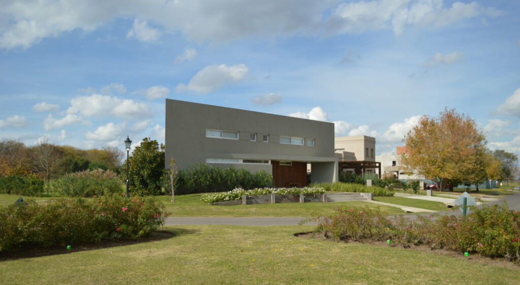 N23 House by MZM arquitectos